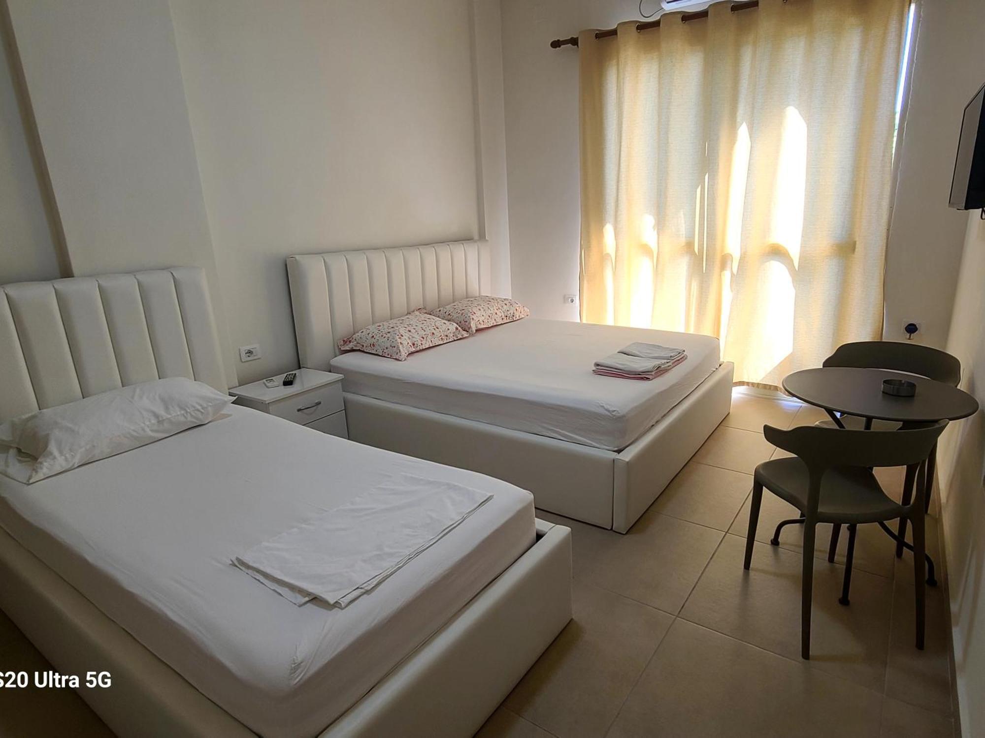 Villa Arli&Eris Vlorë Buitenkant foto