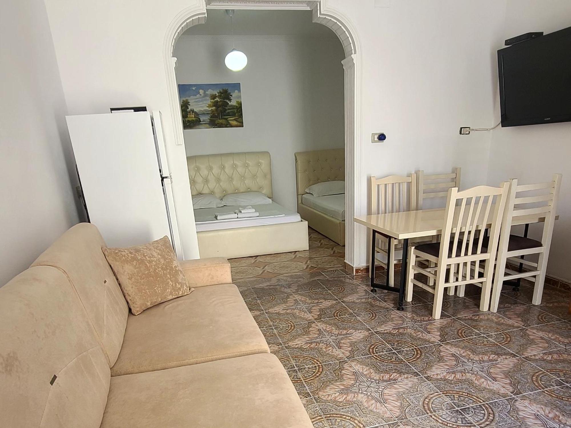 Villa Arli&Eris Vlorë Buitenkant foto
